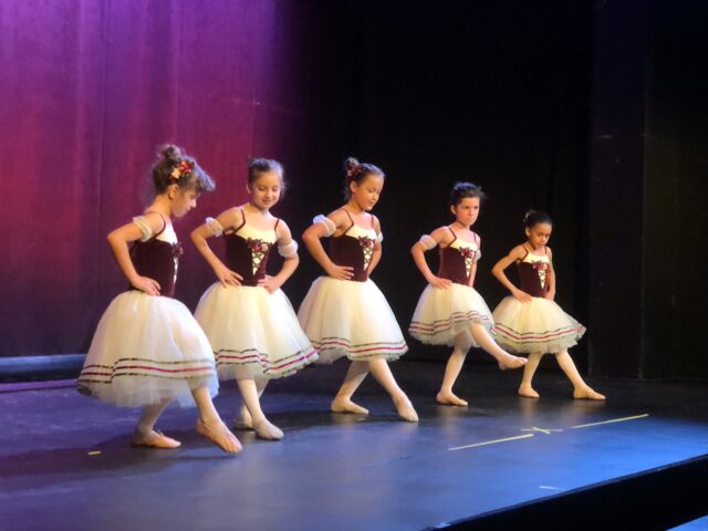 Ballet II (Ages 6-7)